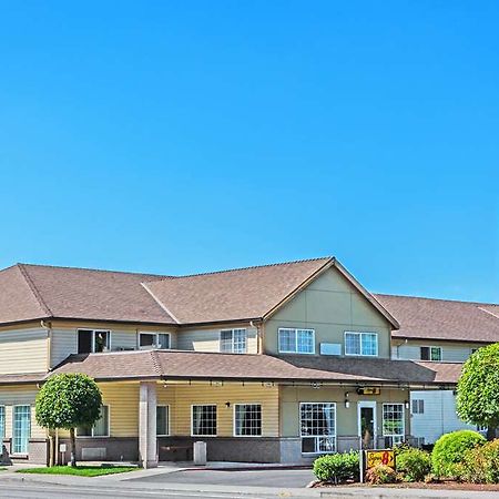 Отель Super 8 By Wyndham Gresham/Portland Area Or Экстерьер фото